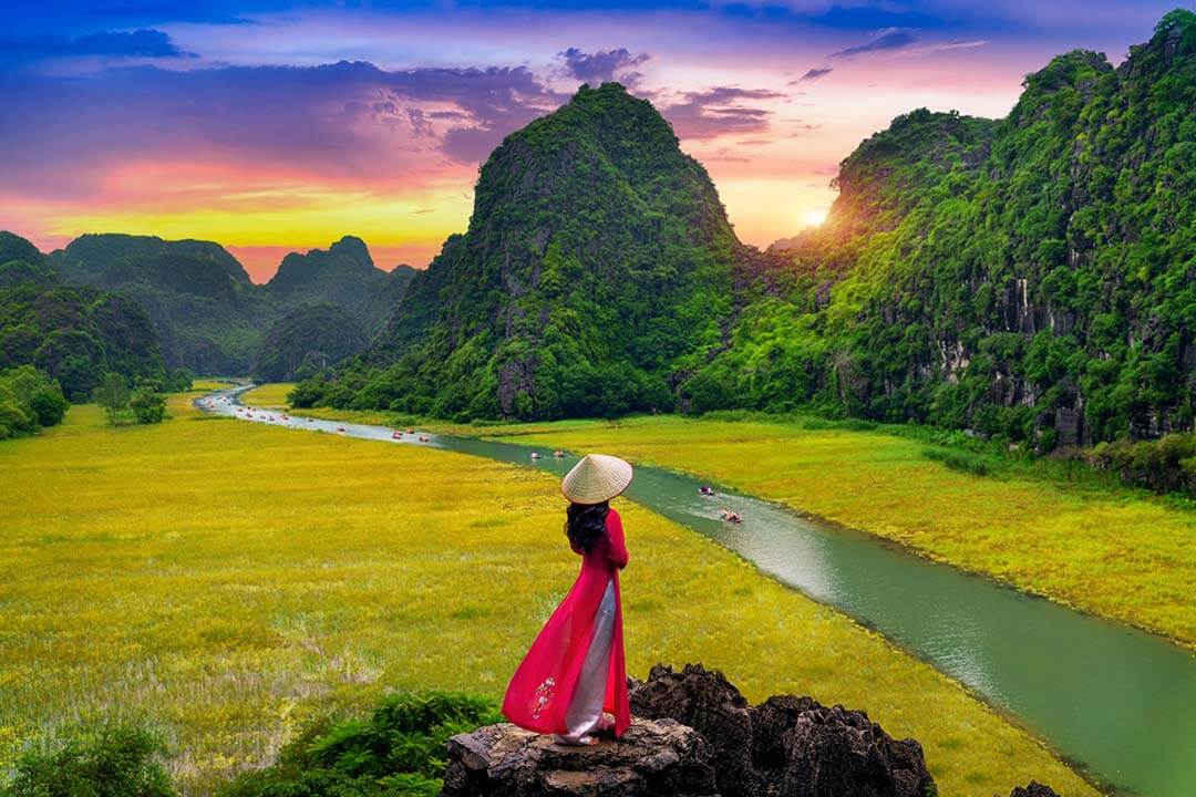 Ninh Binh Dress Code: What To Wear & Bring When Traveling To Ninh Binh