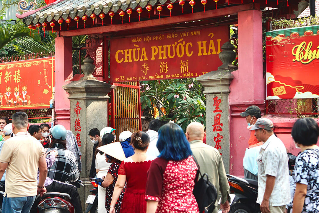Jade Emperor Pagoda: History, Architecture & A Sacred Place For Prayers