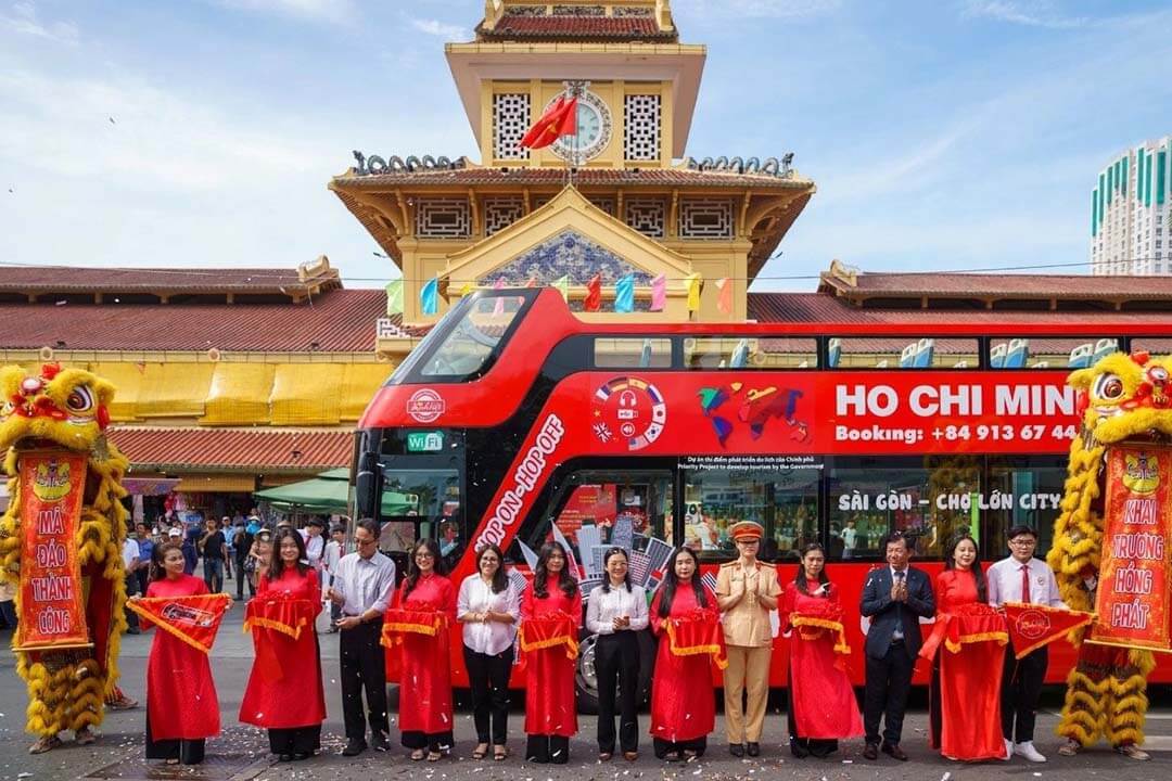 Saigon Hop-on Hop-off Travel Guide: Routes, Prices & Bus Tours