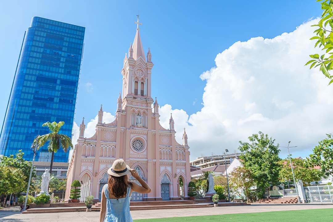 Da Nang Cathedral (Pink Church): History, Architecture & Mass Times