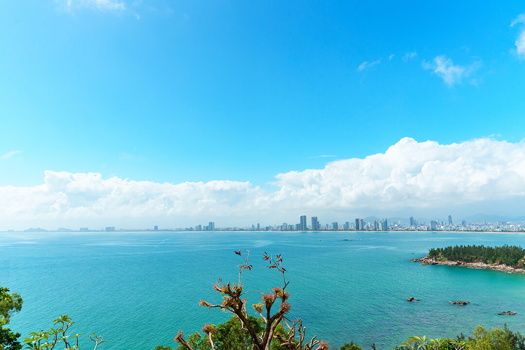 Bai But Beach Da Nang: Travel Guide, Things to Do & How to Get There