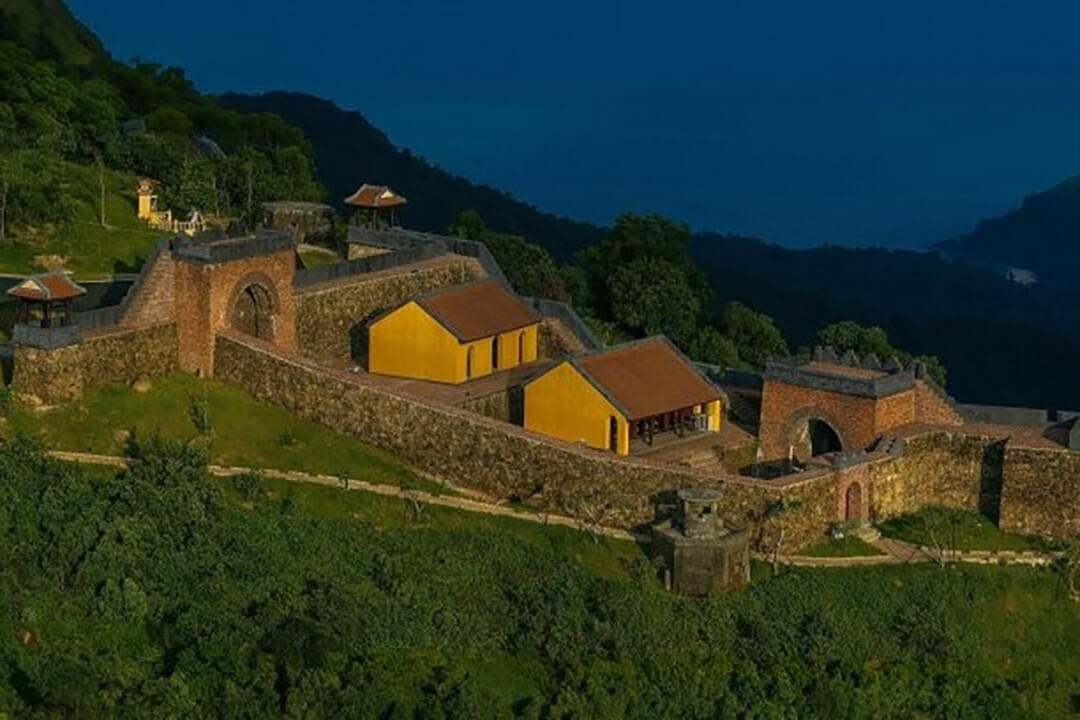 Hai Van Gate: Travel Guide, Things to Do & How to Get There