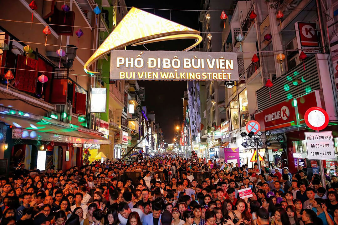Top 15 Nightlife Experiences in Ho Chi Minh City: Best Bars, Clubs & Late-Night Hangouts