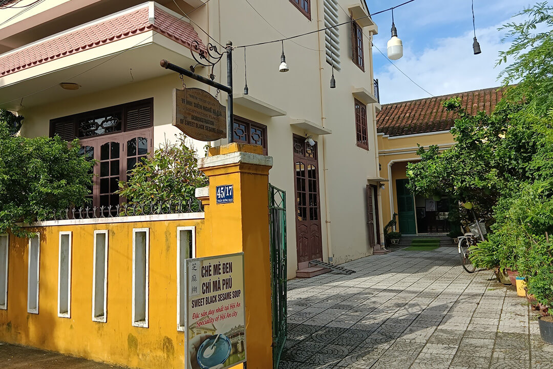 Black Sesame Soup Demonstration in Hoi An: Travel Guide & How to Get There