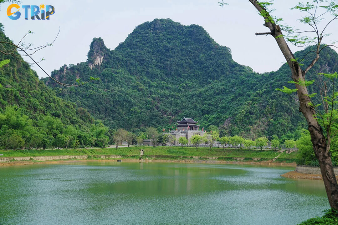 Thung Ui sits in the heart of the Trang An World Heritage landscape, blending Dinh Dynasty legends and breathtaking limestone-river scenery