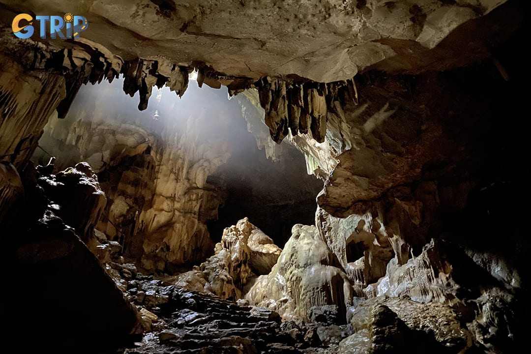 Thuong Cave - The Upper Cave