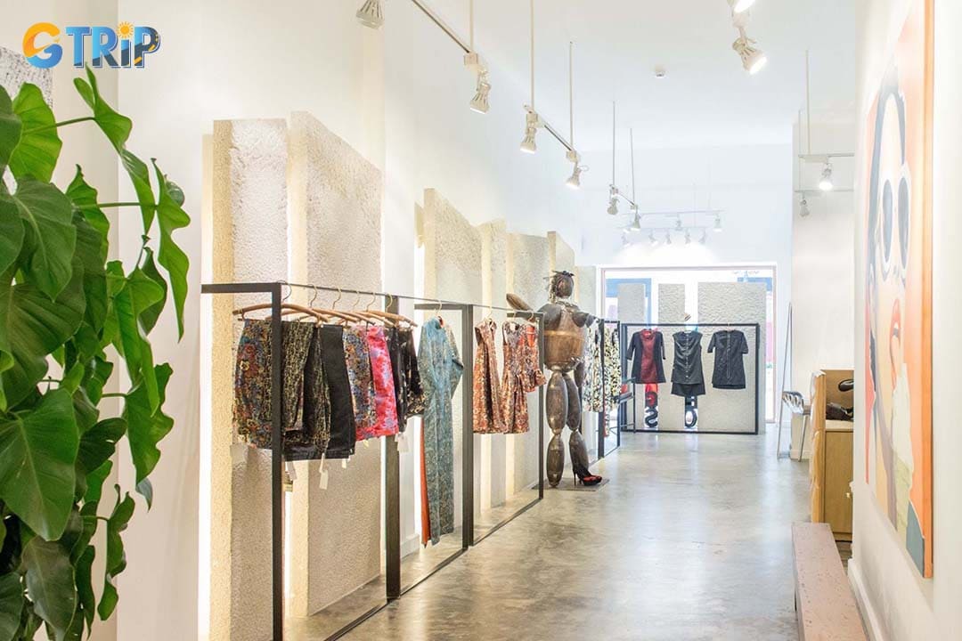 Thuy Design House is a top destination for custom-made ao dai, celebrated for blending traditional Vietnamese elegance with modern design through vibrant colors