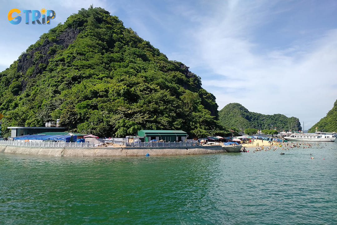 Ti Top Island’s natural beauty is one of its main attractions, and it’s crucial to keep it pristine