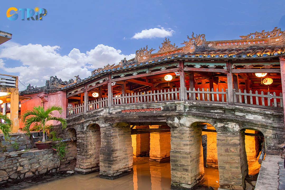 Today, the Japanese Covered Bridge is not only a beloved cultural emblem of Hoi An but also a recognized National Historical and Cultural Relic of Vietnam