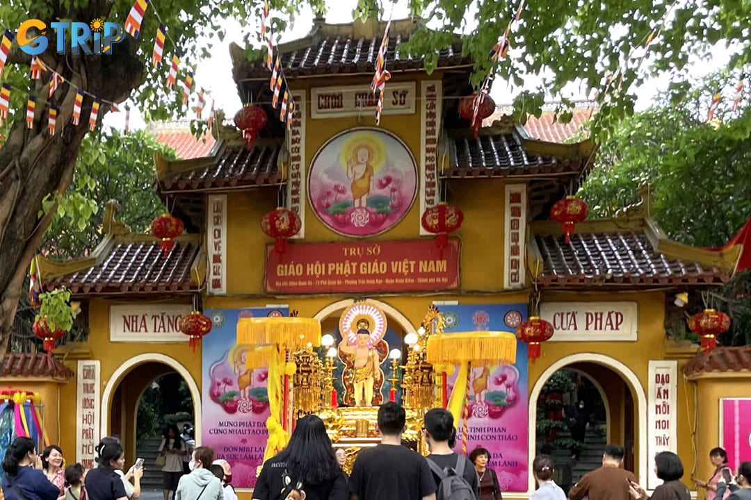 Today's tourists experience a religious site shaped by nearly six centuries of Vietnamese history, diplomatic relations, and Buddhist traditions
