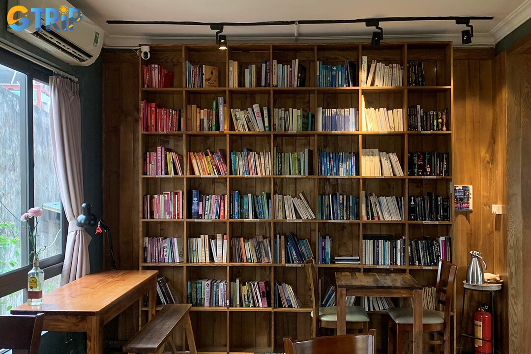 Tranquil Books & Coffee is a peaceful literary cafe in Hanoi, providing quiet reading nooks, carefully crafted drinks, and a cosy retreat for book lovers and creatives