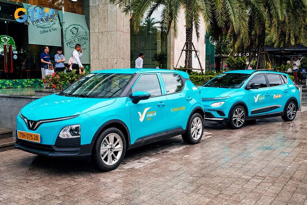 Traveling by taxi or ride-hailing app like Grab or Be offers a quick and comfortable 25 - 40 minute ride to Van Phuc from central Hanoi