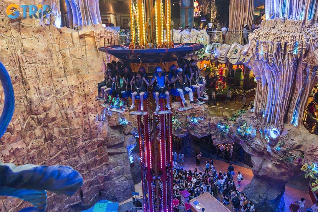 Use smart planning tips like arriving early, booking tickets online, and checking weather to enjoy more rides and less waiting at Fantasy Park Ba Na Hills