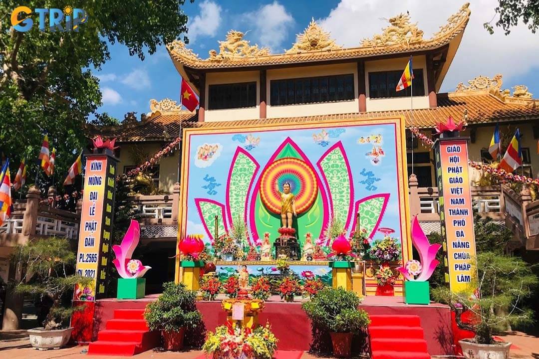 Visit during lunar holy days or major festivals like Vesak, Vu Lan, or Tet to experience Phap Lam Pagoda at its most colorful, spiritual, and community-focused