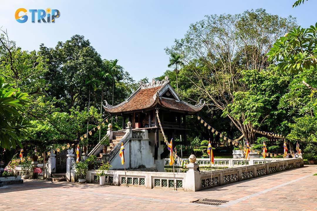 Visit One Pillar Pagoda early morning for peace or late afternoon for golden-hour beauty both times offer a serene and photogenic experience