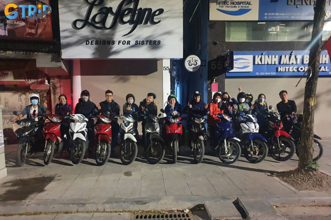 Vivumotor offers well-maintained motorbikes of all types with clear rental terms and convenient delivery, ideal for exploring Hanoi with ease