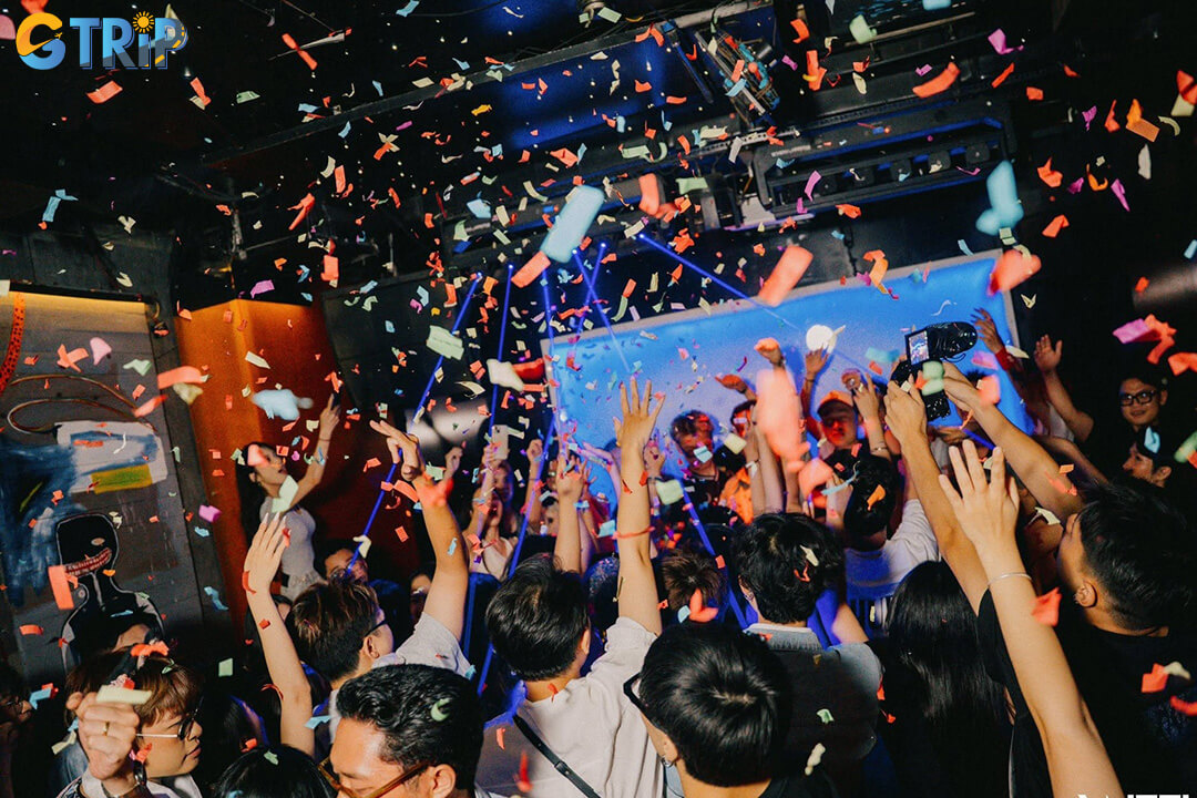 Weeknd Hanoi is the capital’s premier hip-hop-only nightclub, offering an upscale, genre-pure experience with bottle service and exclusive street culture vibes