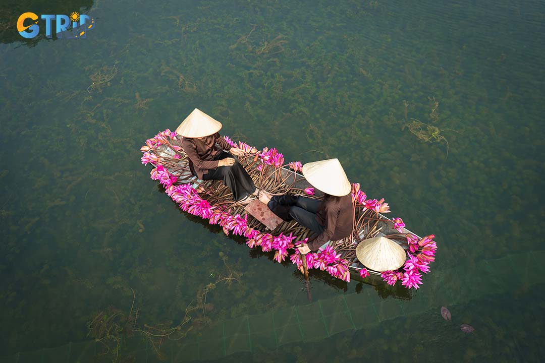 When traveling to Ninh Binh in April, you should bring a raincoat because this season can have sudden rains