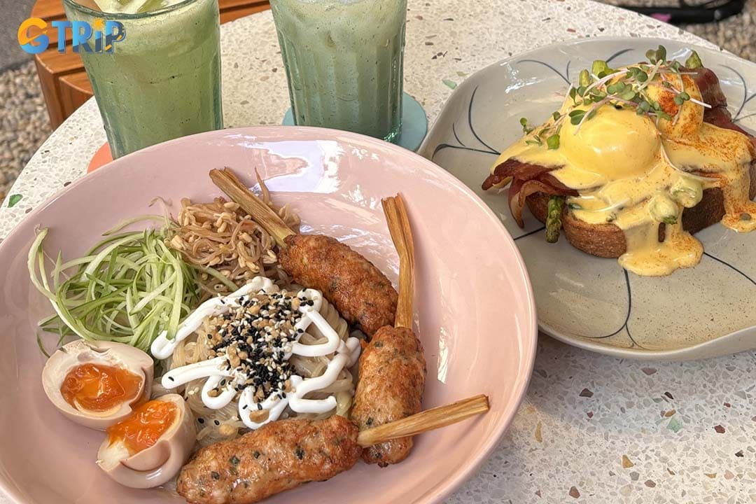 WKND is a stylish, spacious Thao Dien hotspot designed for long, social brunches, offering an expansive menu