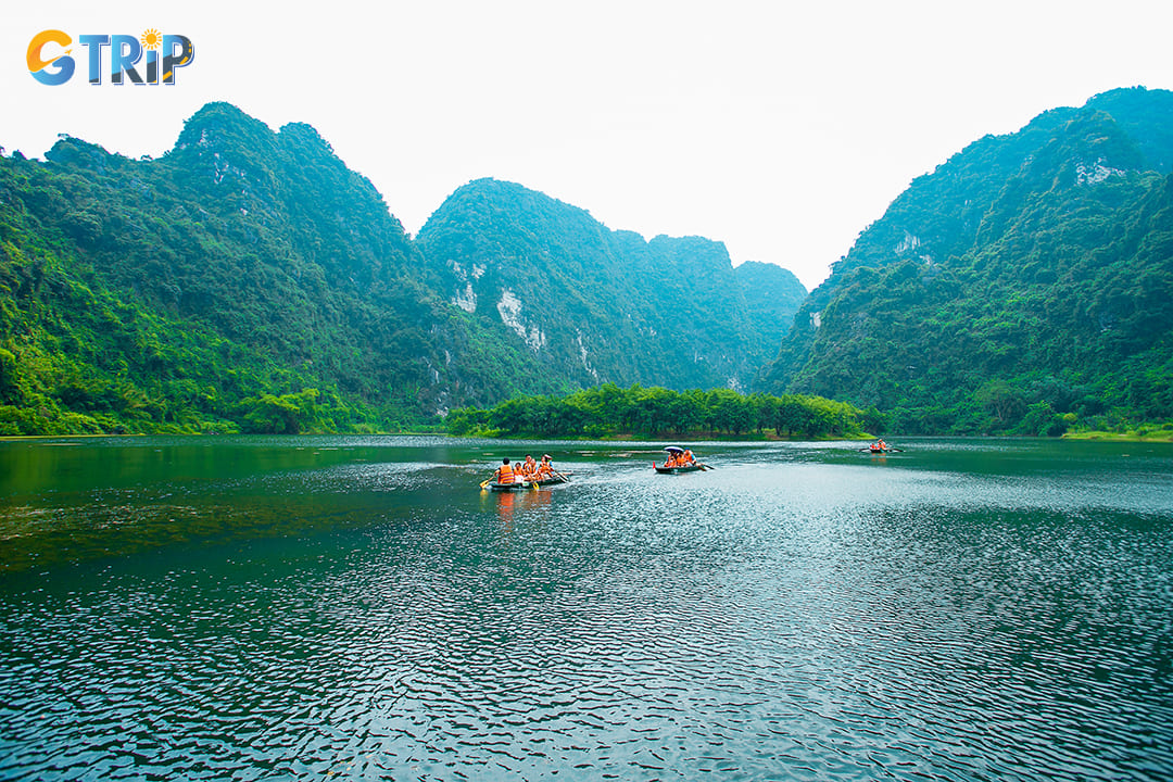 Wonderful landscapes of Ninh Binh in August