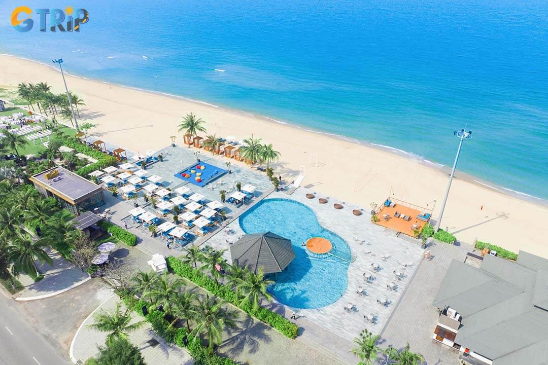 Xuan Thieu Beach easily reached by following Nguyen Tat Thanh coastal road northwest past the Mikazuki complex