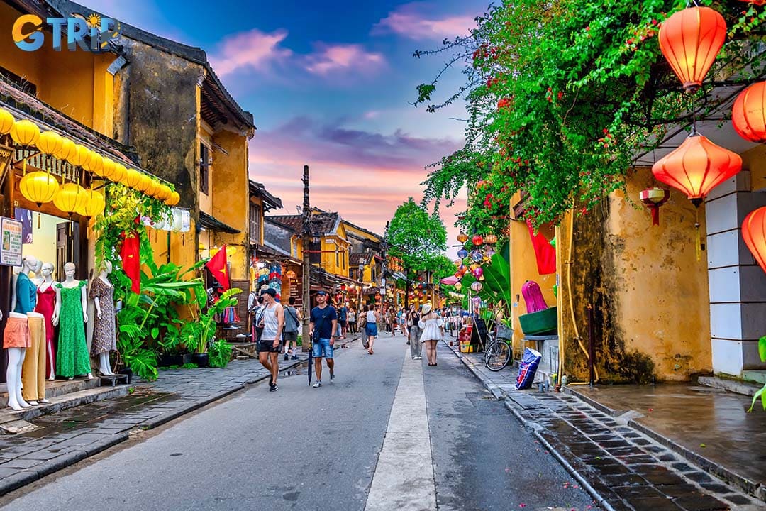 You can easily reach Tran Phu Street in Hoi An from many places