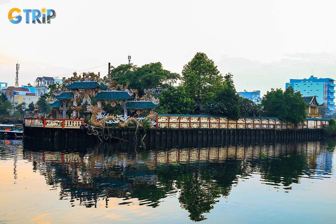 You can explore a nearby Phu Chau Floating Temple for a cultural experience
