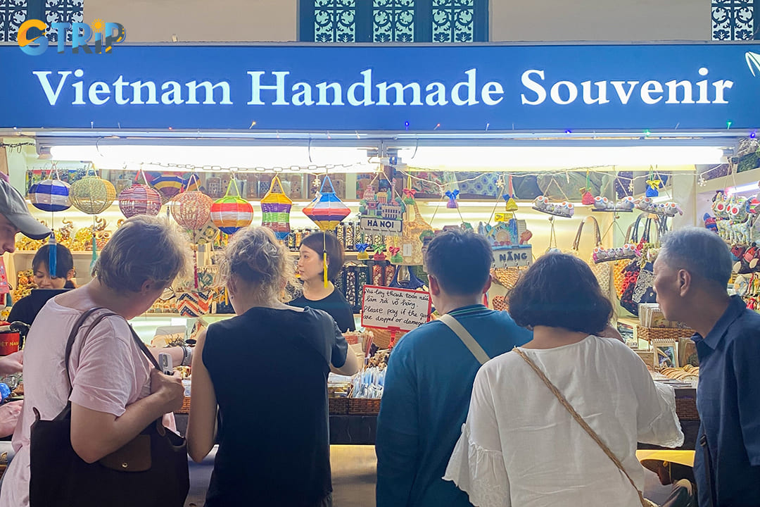 You can find a variety of small gift shops and souvenir stalls offering an array of local goods that reflect the rich culture of Vietnam