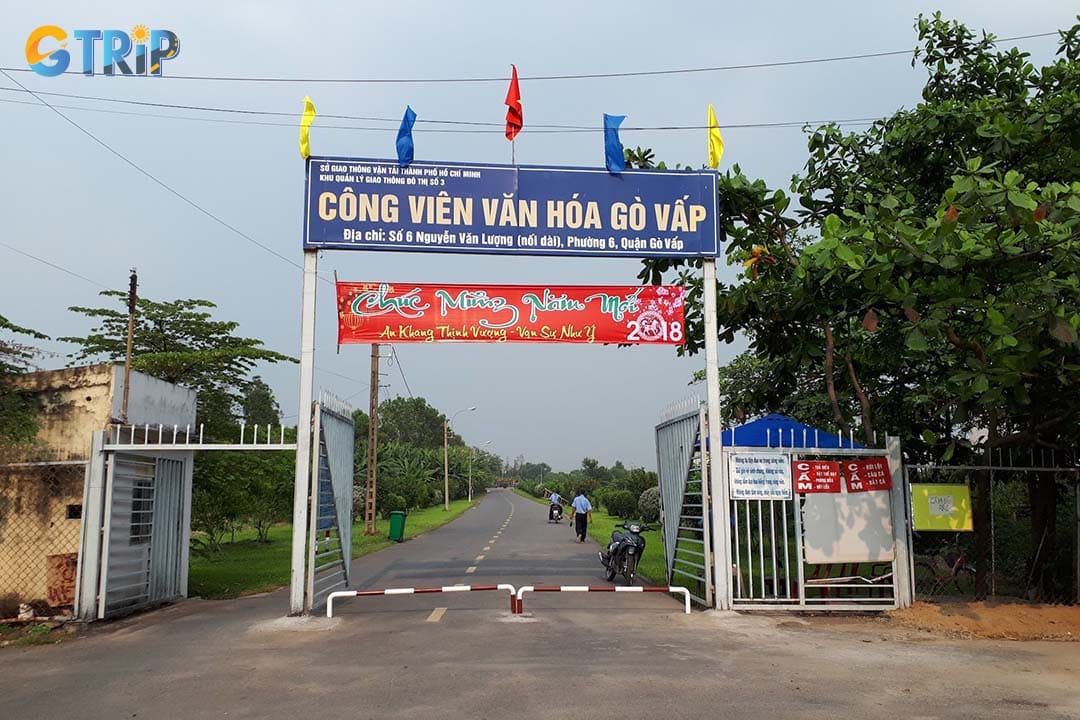 You can reach Go Vap Cultural Park by many means of transportation