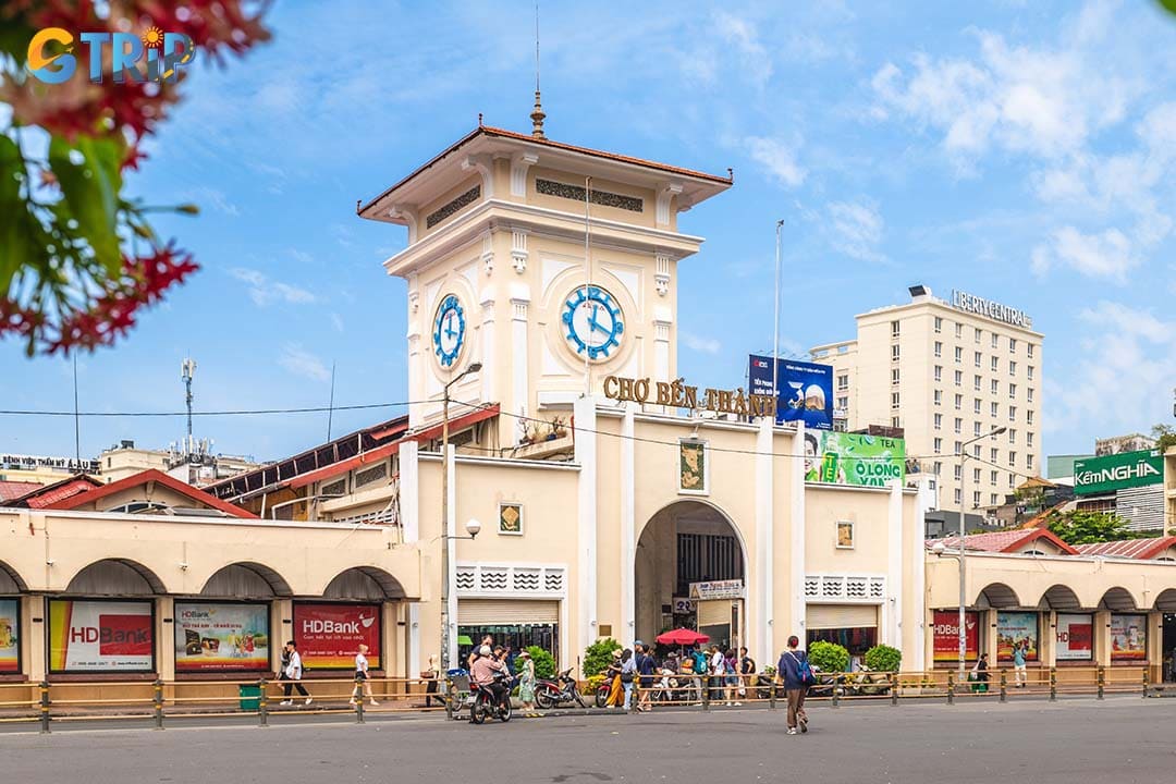 You should pay a visit to Ben Thanh Market, which has everything you need