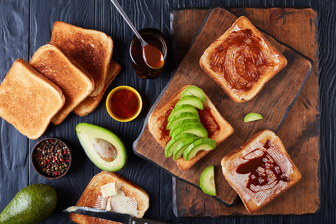 From Oysters To Vegemite: 7 Must-Try Foods In Sydney