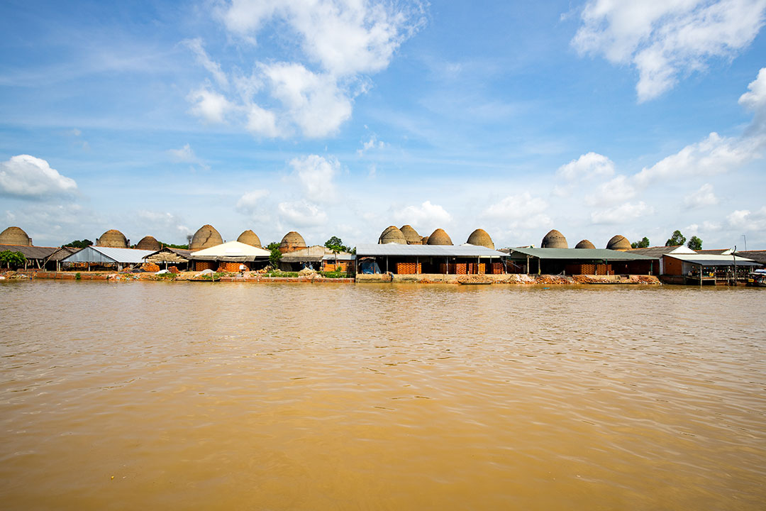 Mekong Delta 2-Day Trip (Experience Life On The Islets In Ben Tre - Vinh Long)